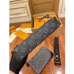Louis Vuitton's exclusive debut model: M69443 Super Enhanced Edition